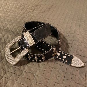 Faux leather anchor belt